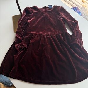 GAP Kids toddler girls Velvet Burgundy Dress with‎ bows